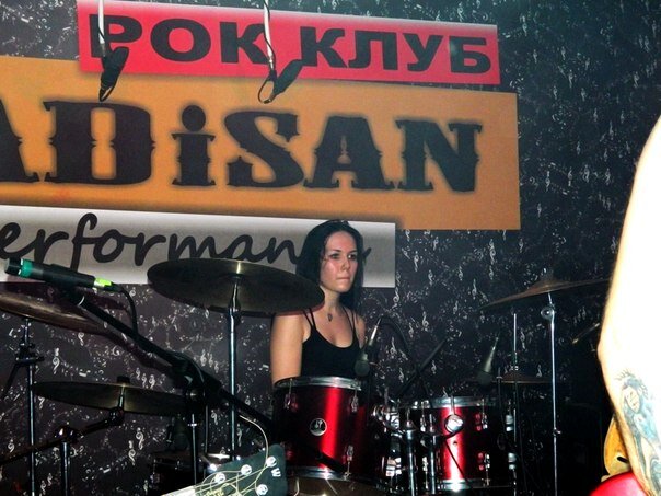 People Eat People у якості Korn, Limp Bizkit, SOAD, Slipknot... People Eat People у якості Korn, Limp Bizkit, SOAD, Slipknot...